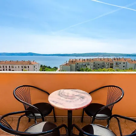 Helles Nur 430 Meter Zum Mit Meerblick, Garage, Waschmaschine * Crikvenica