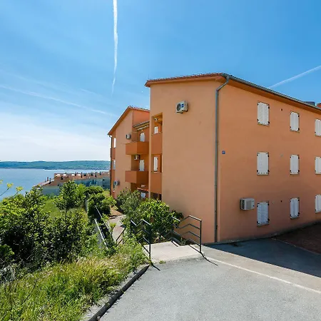 Helles Nur 430 Meter Zum Mit Meerblick, Garage, Waschmaschine * Crikvenica